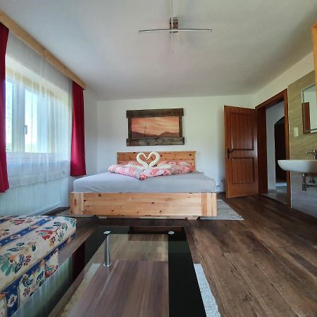 אינסברוק Ferienwohnung Stillerhof מראה חיצוני תמונה